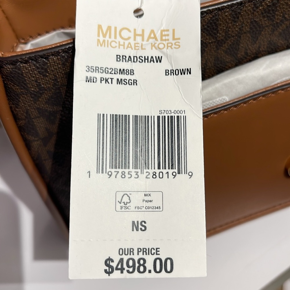 Michael Kors Bradshaw Medium Signature Logo Messenger Bag
Brown 
NWT - Picture 8 of 16
